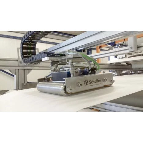 czujnik wilgotności ruchomej wstęgi papieru MF-P-HTD w działaniu